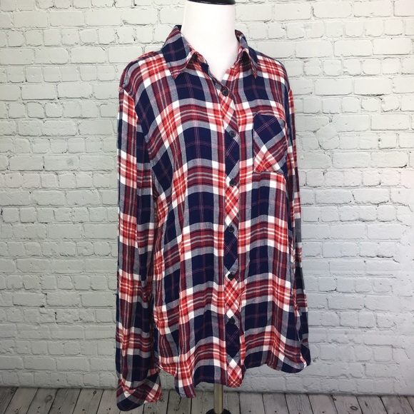 Tops - 🎉 Sale! SOFT oversized Plaid Shirt